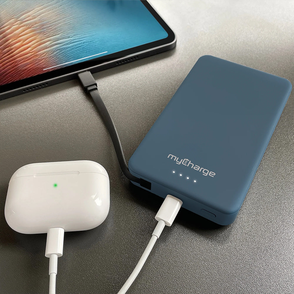 Power + Plug 10K charger W/Built-In Cable & Plug